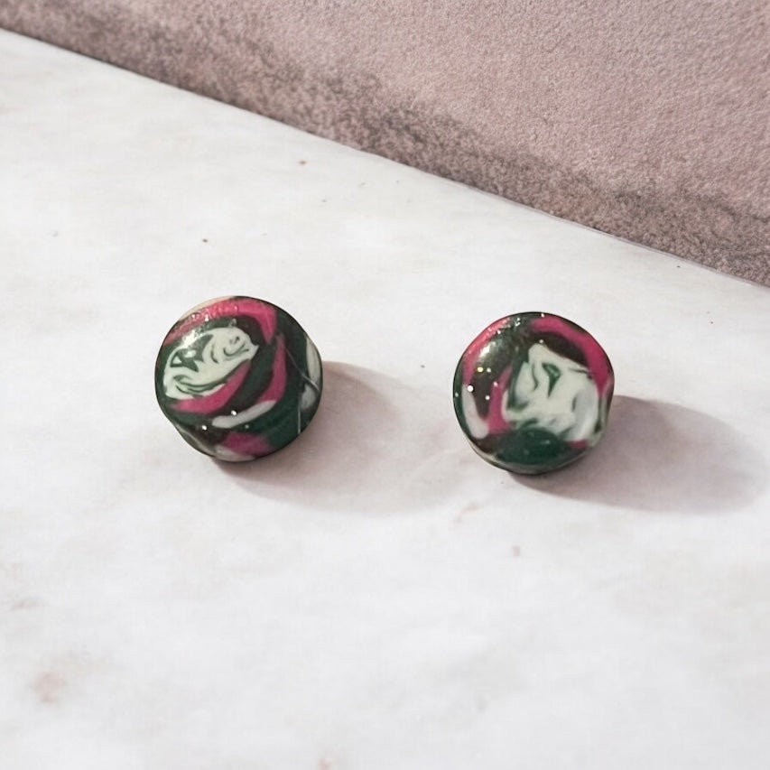 Abstract Swirl Studs