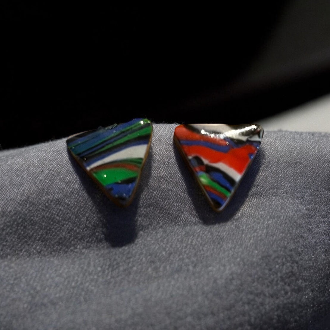 Layers Chunky Triangle Studs (1)