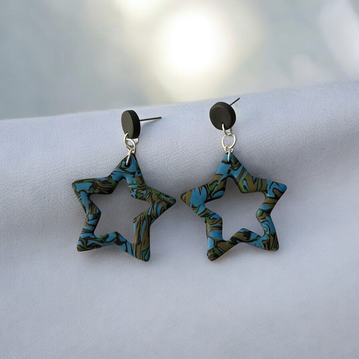 Woodsy Hollow Star Dangles