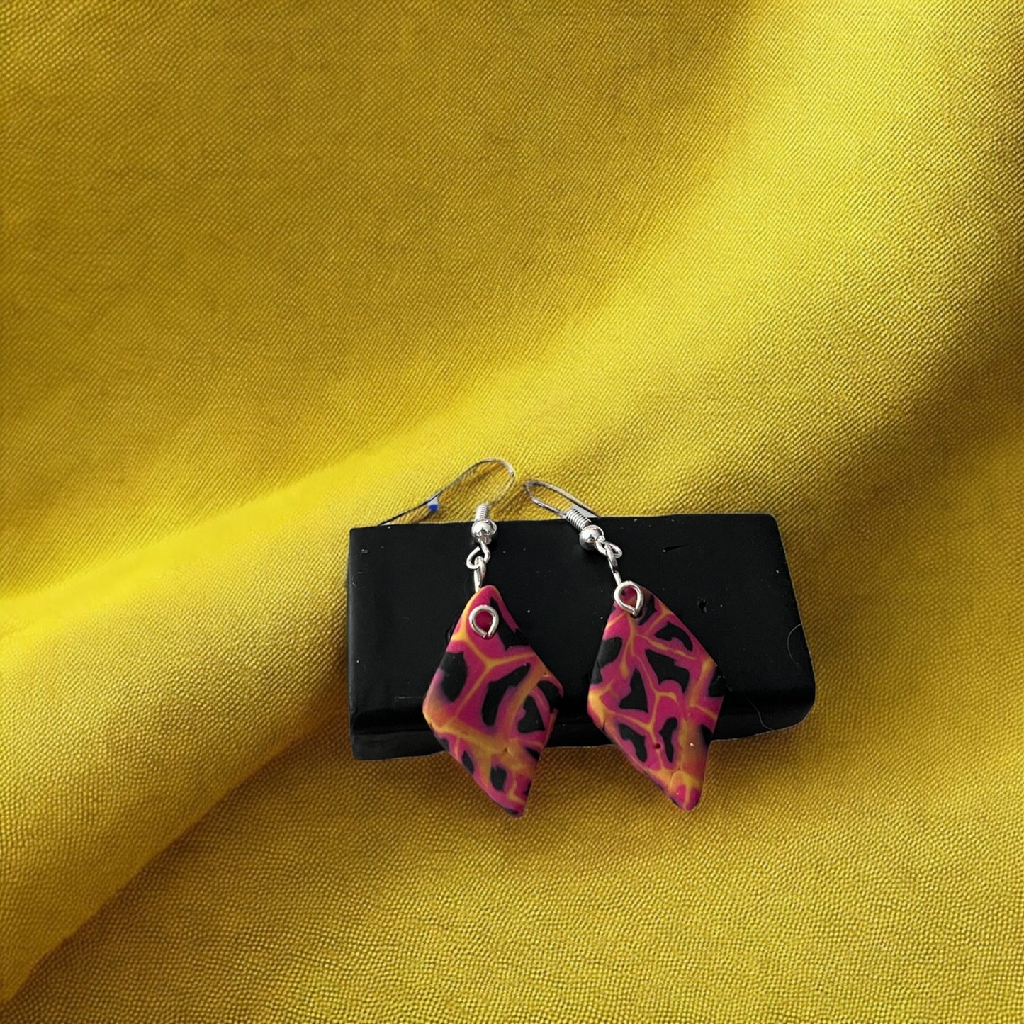 Pink Giraffe Dangle (2)