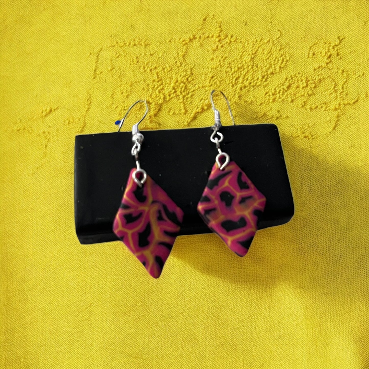 Pink Giraffe Dangles (1)