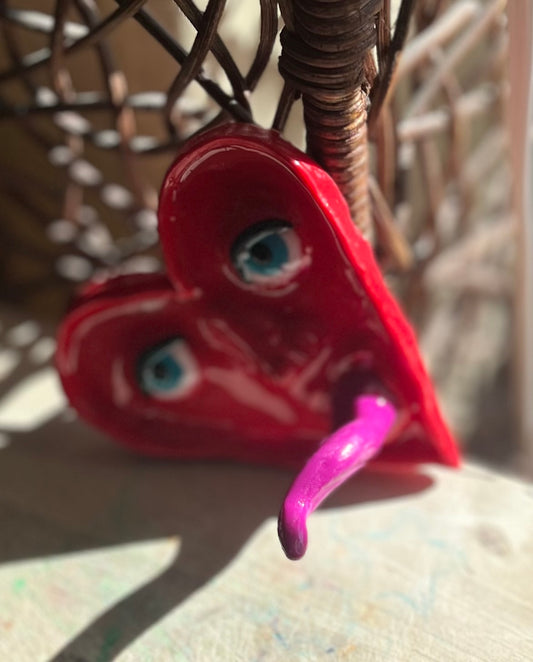 Heart Tongue Ring Holder